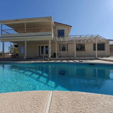 The Strip Is Just Around The Corner! Newly Renovated Luxury Modern Minimalist Villa With Large Pool!